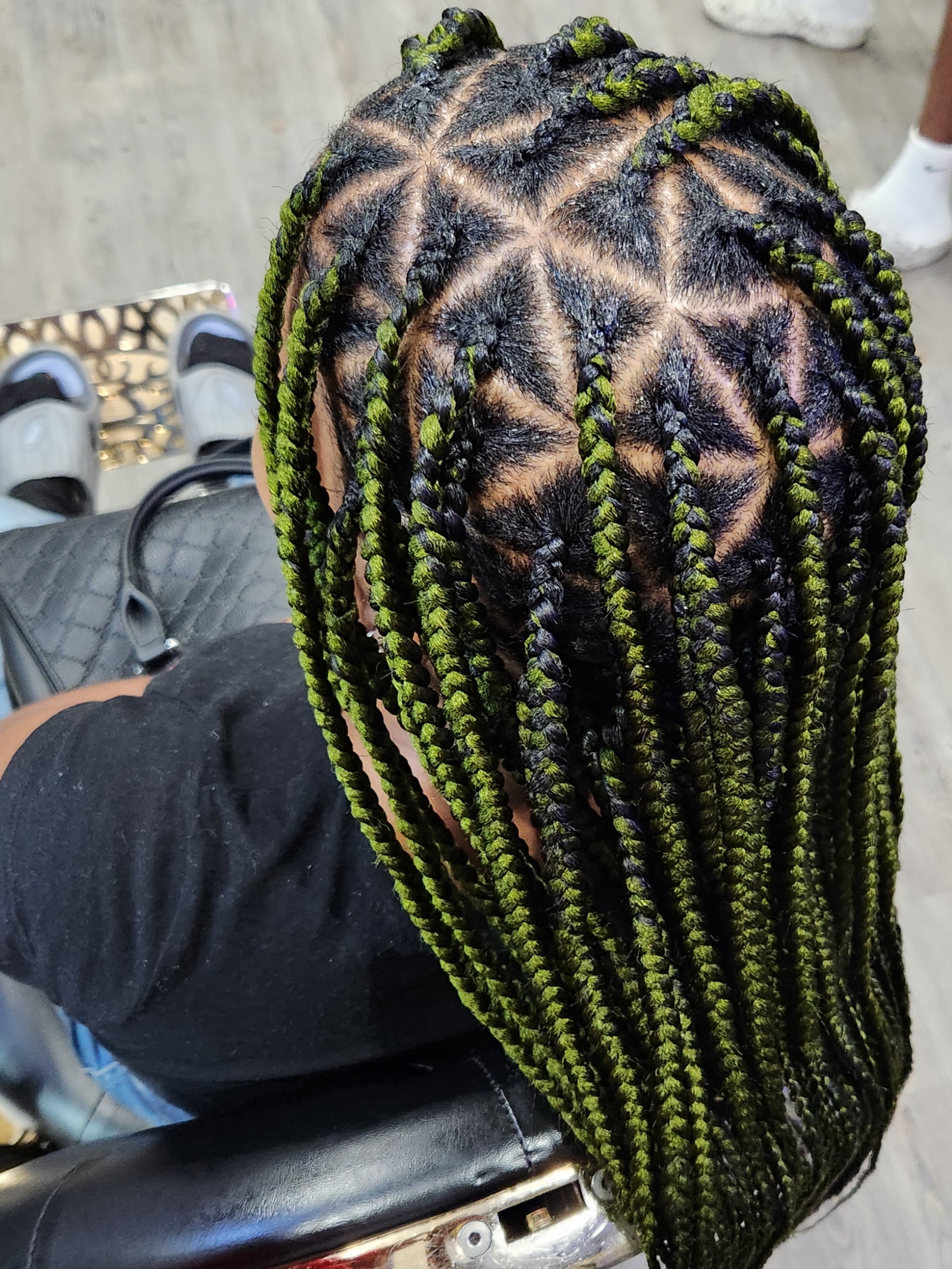 Knotless-braids photo