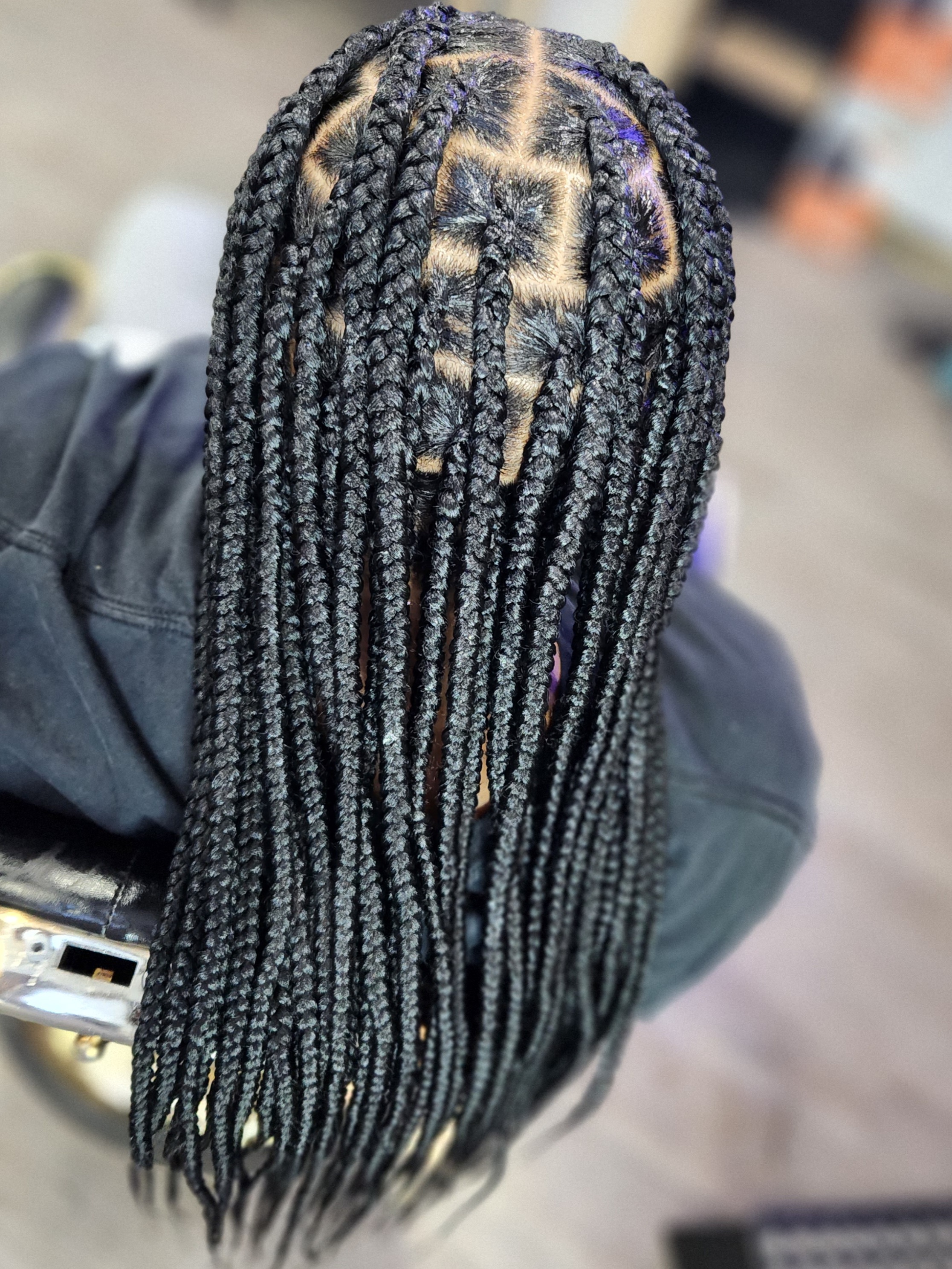 Knotless-braids photo