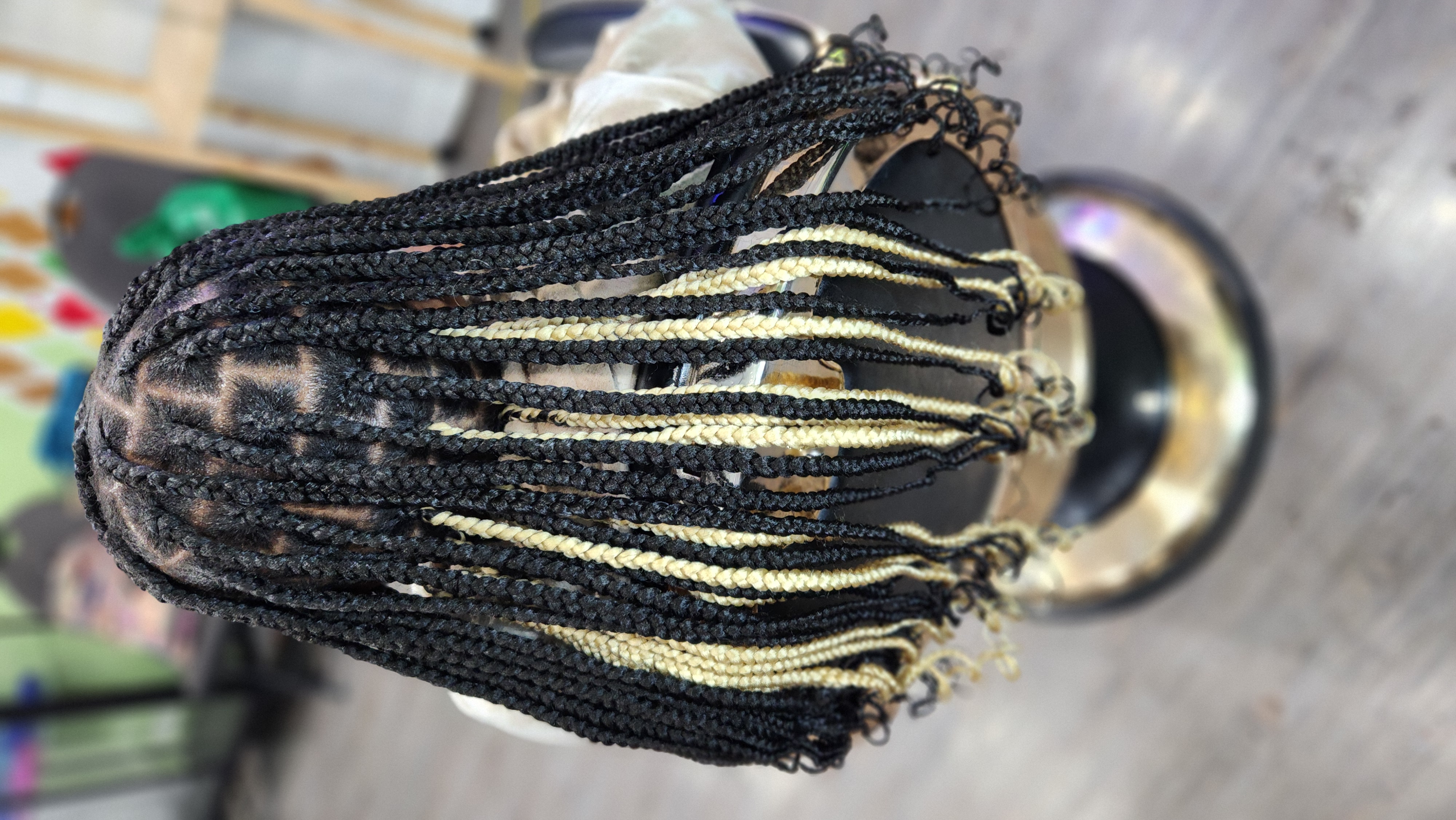 Knotless-braids photo