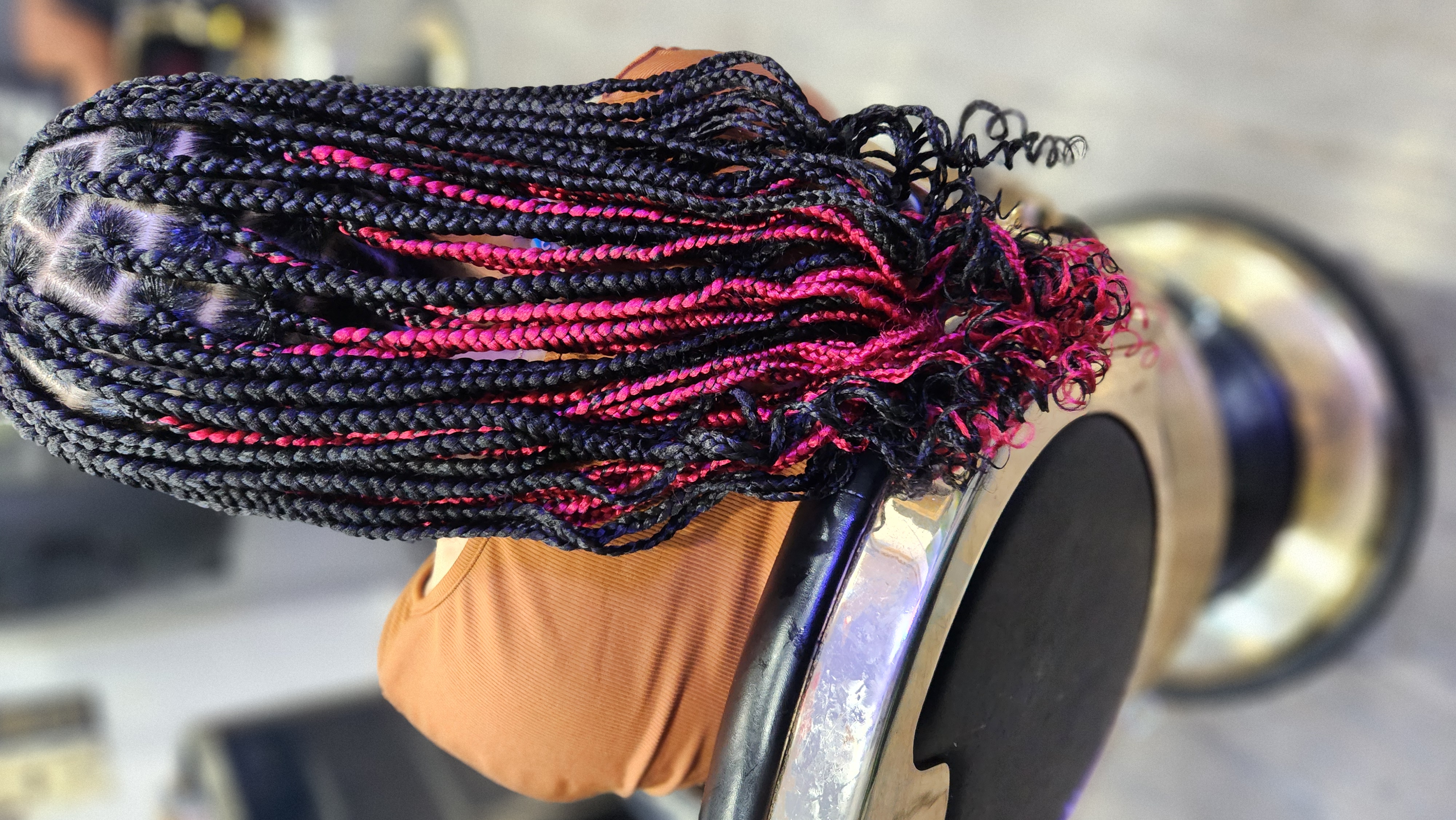 Knotless-braids photo