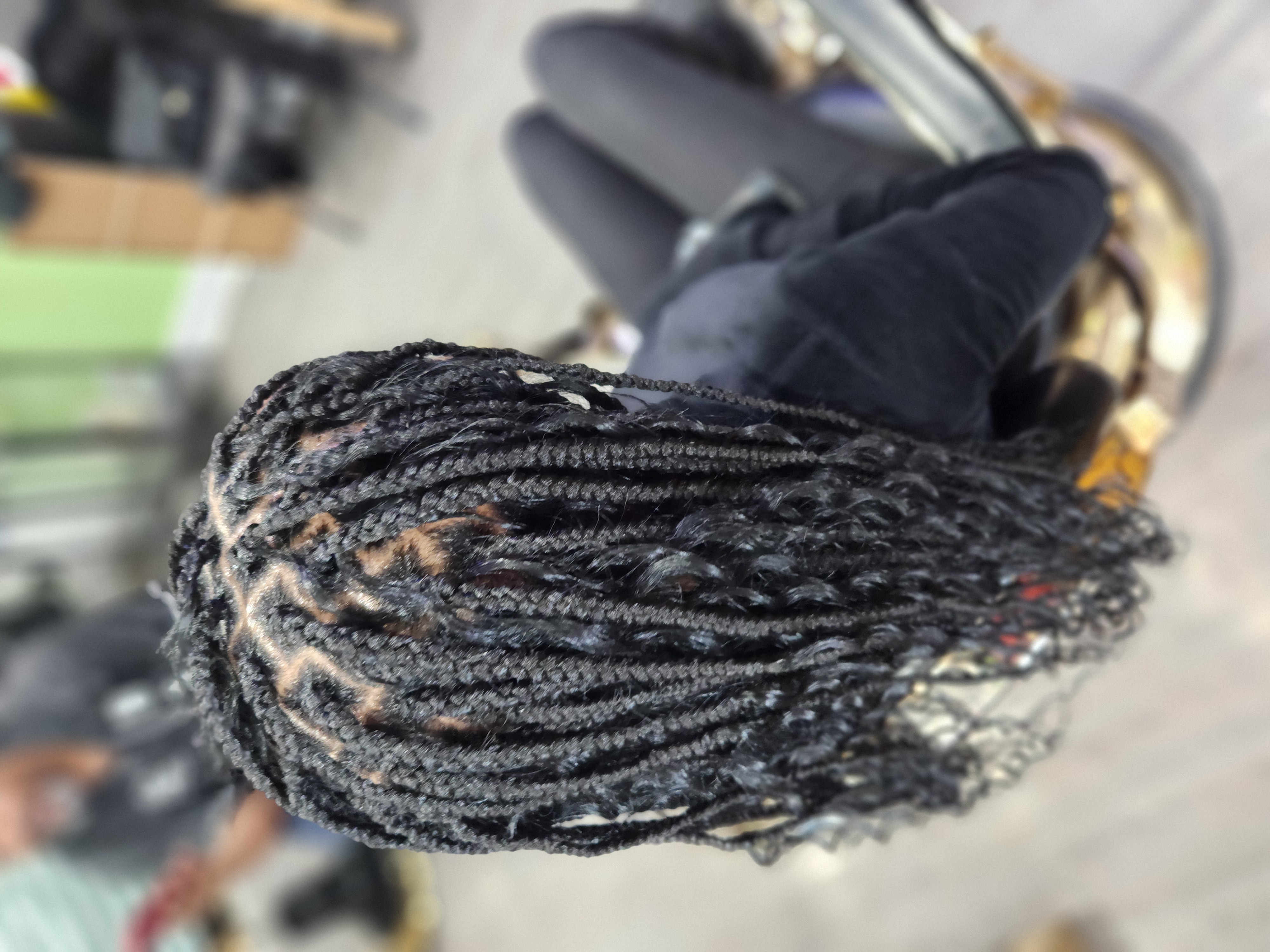 Knotless-braids photo