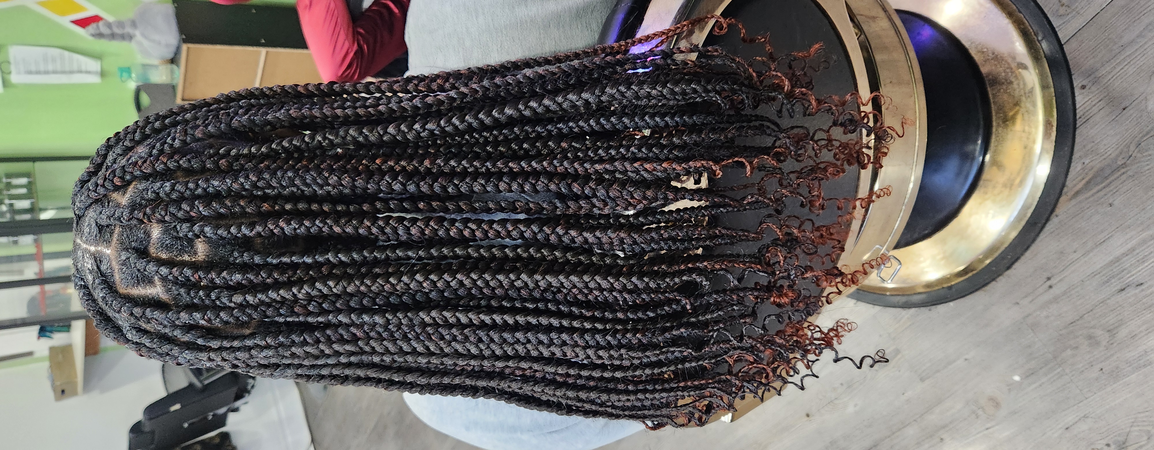 Knotless-braids photo