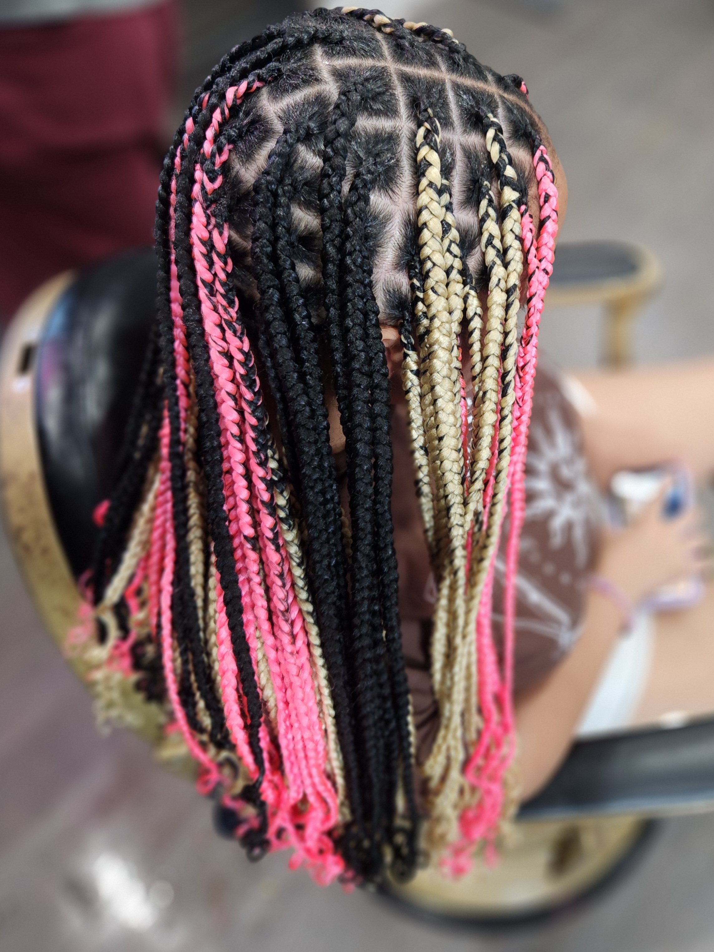 Knotless-braids photo